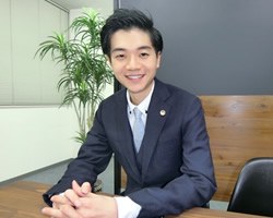 弁護士 村山雅信の写真